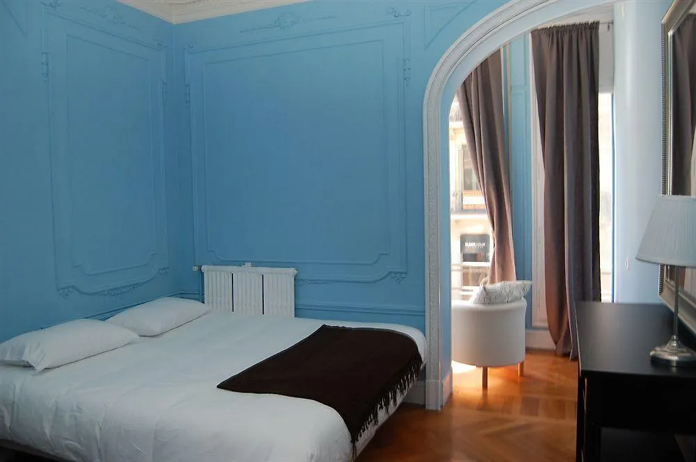 Duo By Somnio Hostels Barcelona 2*,